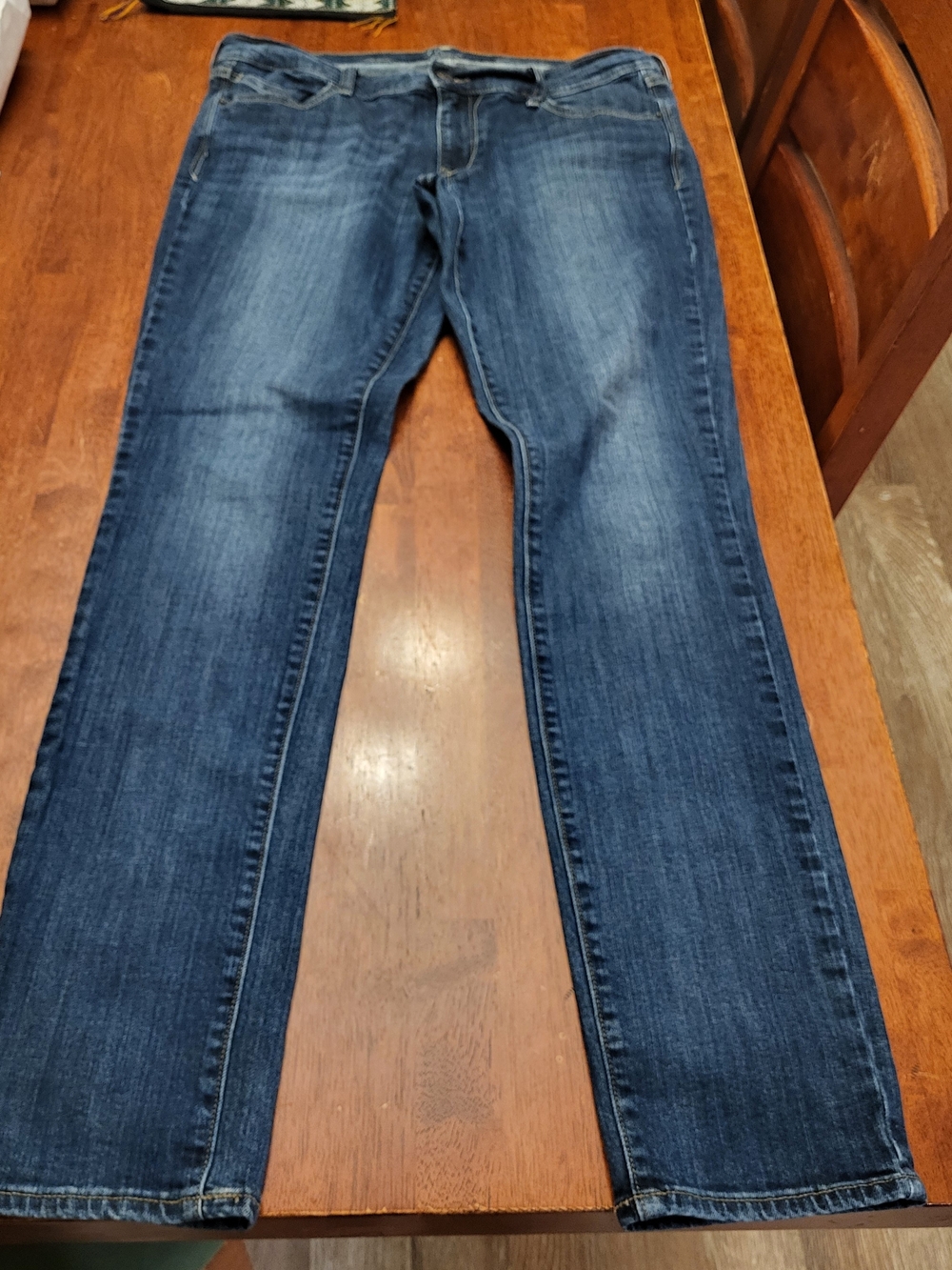 Old Navy Diva Women's Skinny Jeans in Dawn Wash